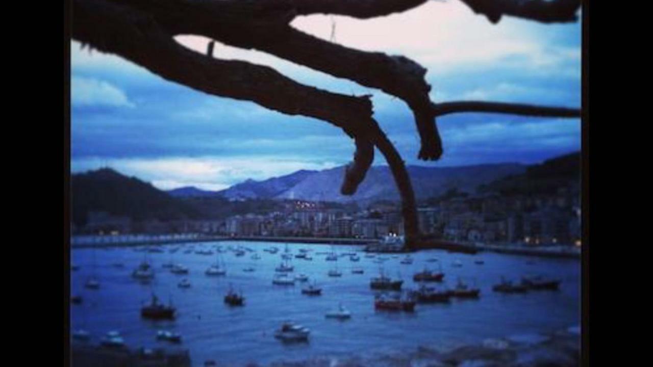 Castro Sun And Beach Castro Urdiales Exterior photo